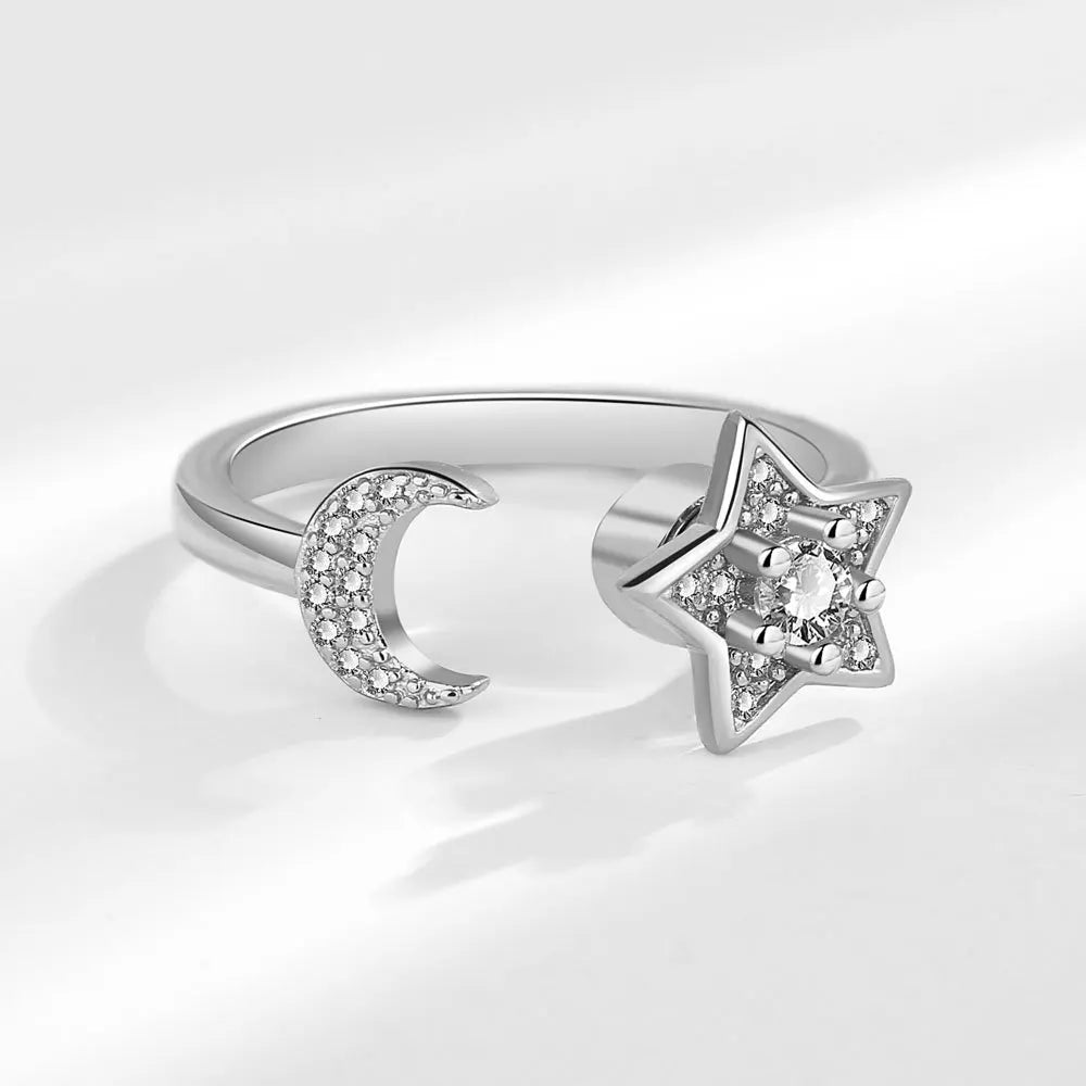 Star and moon spinning ring